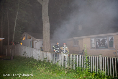 house fire at 986 Skokie Ridge Drive in Glencoe IL 9-4-15 shapirophotography.net Larry Shapiro photographer
